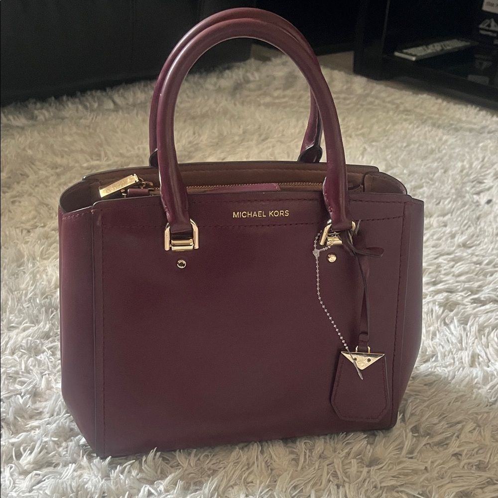 MICHAEL KORS BURGUNDY SATCHEL BAG